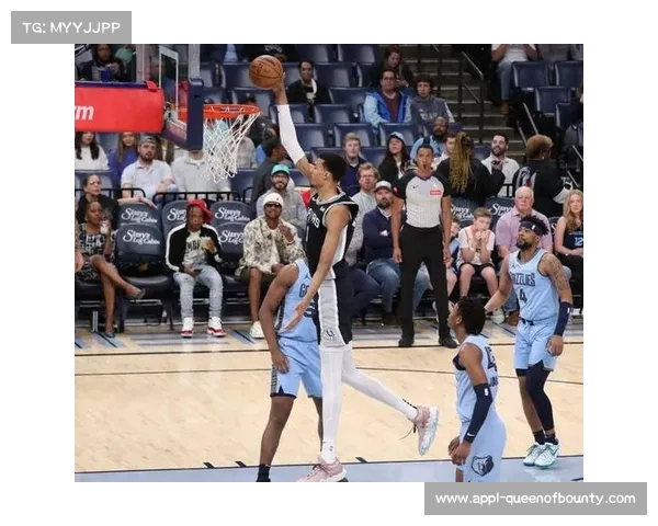 文班亚马赛前加练三分，马刺更衣室氛围轻松